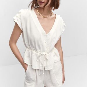 MANGO Bow textured blouse, Size M/6, Color off white